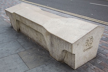 1200px-Camden_bench crop